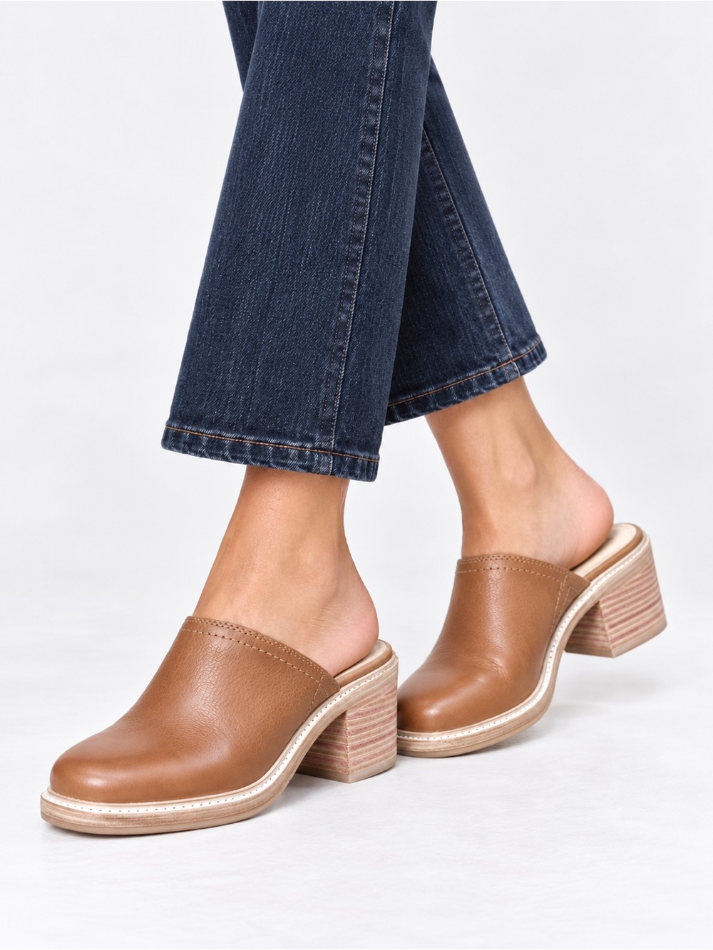 FRYE Kate Leather Mule Heels Cognac Size 7.5 Brand New color is Saddle